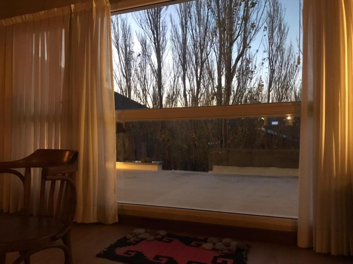 Готель Rio Tarde Casa Patagonica Lago Posadas Екстер'єр фото