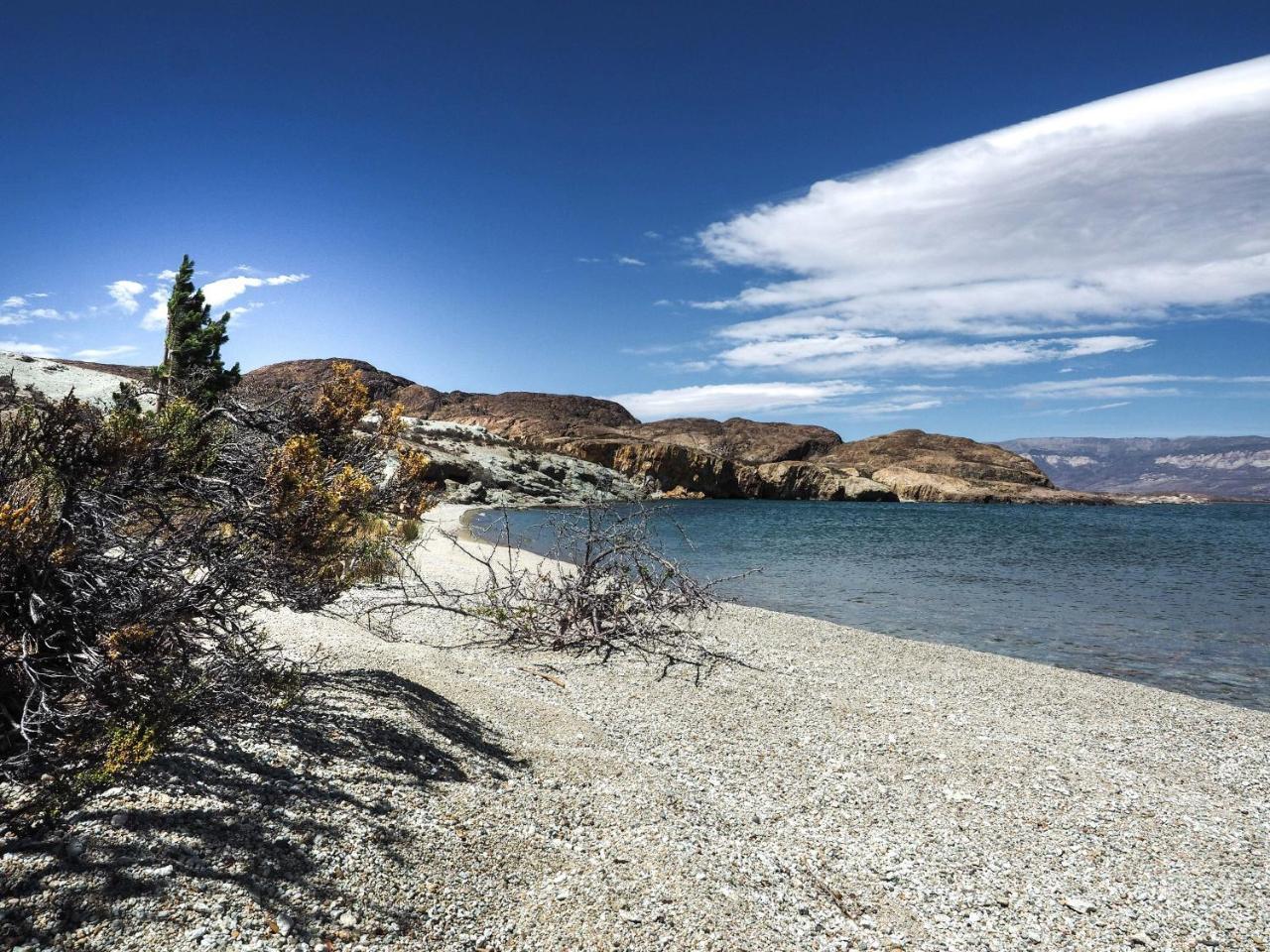 Готель Rio Tarde Casa Patagonica Lago Posadas Екстер'єр фото